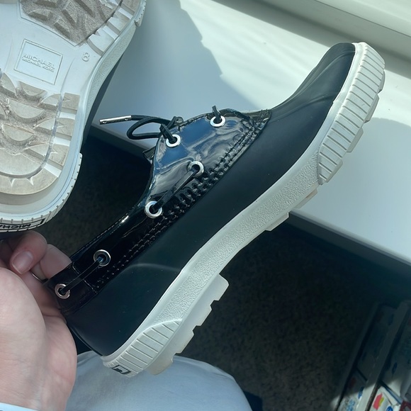 Michael Kors Hyde Black Duck Shoes Sz 8 - Picture 5 of 7